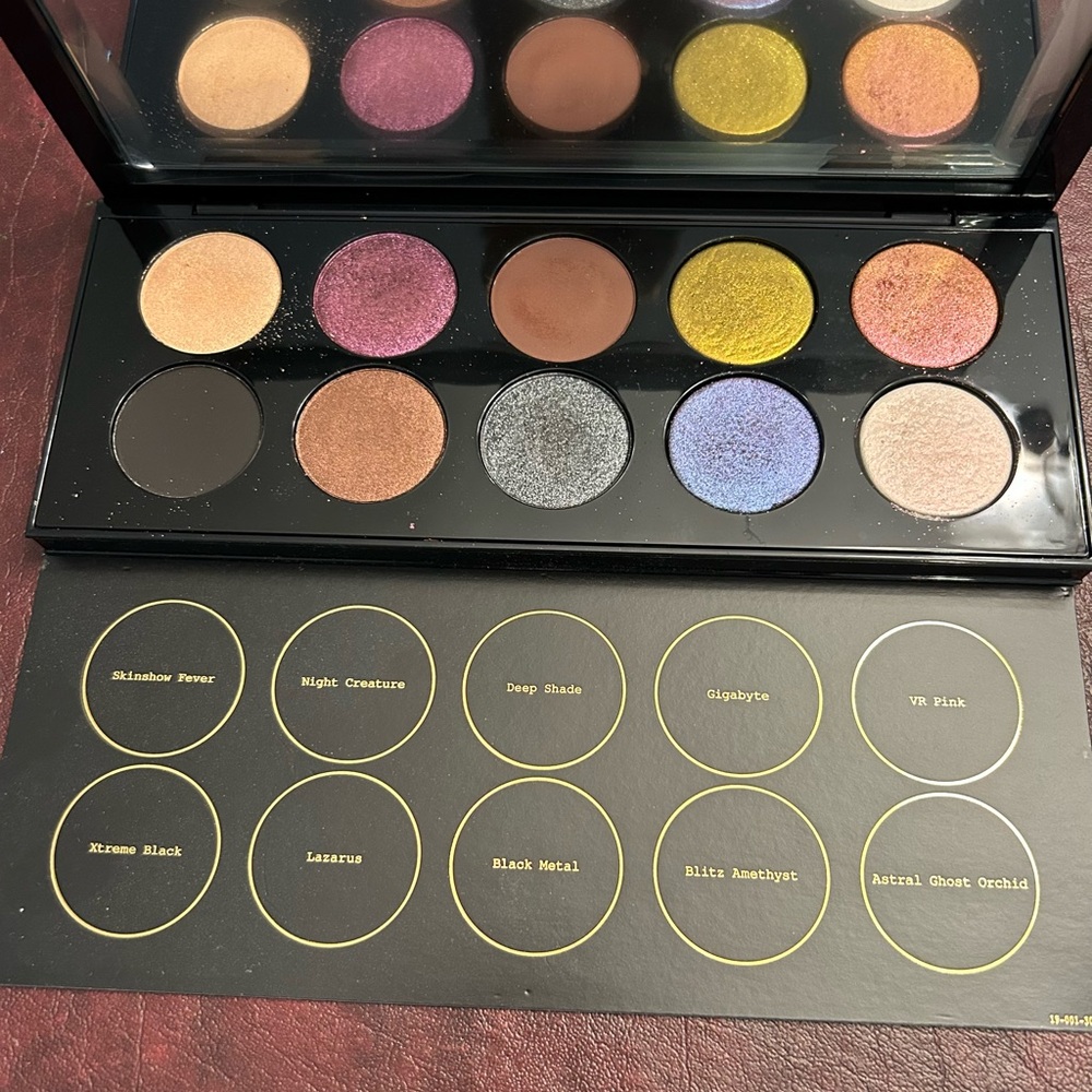 Pat McGrath Black and Purple Eyeshadow Palette